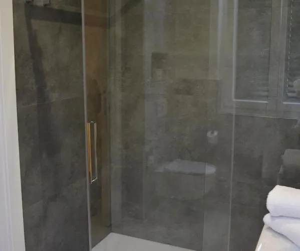 Bencista' 酒店 马里纳-迪-皮特拉桑塔