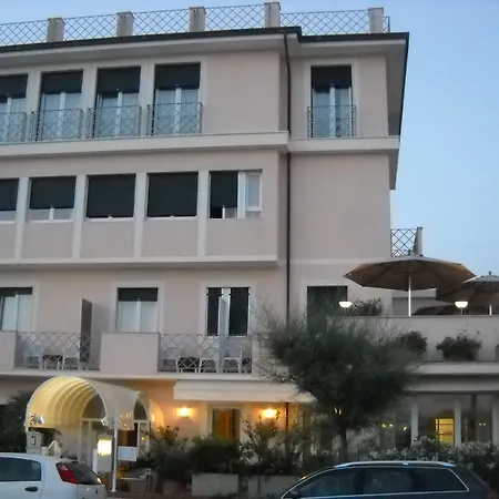 Hotel Bencista' 3*